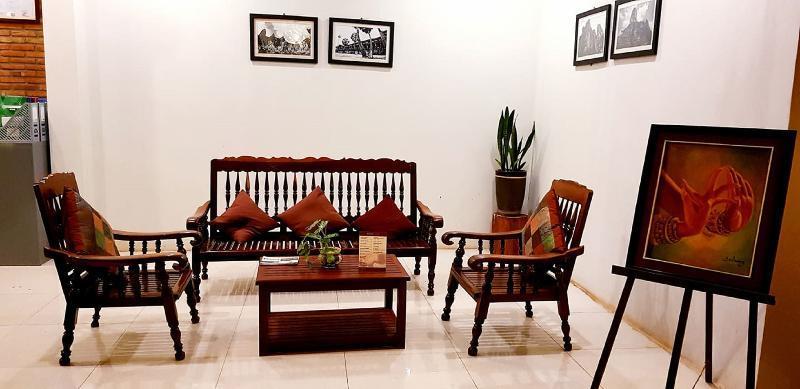 Antonios Villa Hotel Siem Reap Exteriör bild