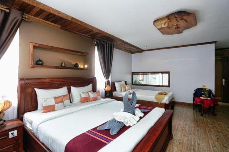 Antonios Villa Hotel Siem Reap Exteriör bild